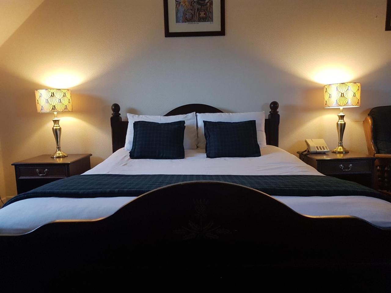 Bentley Hotel Motherwell Esterno foto