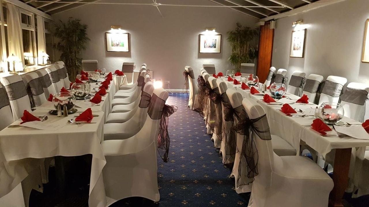 Bentley Hotel Motherwell Esterno foto